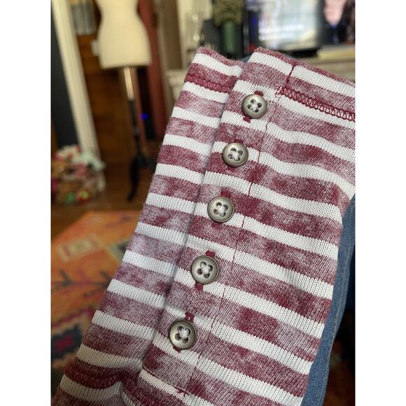 LUCKY BRAND Lucky Lotus Distressed Striped LS Top Sz XS Button Sleeve Detail - Picture 7 of 10